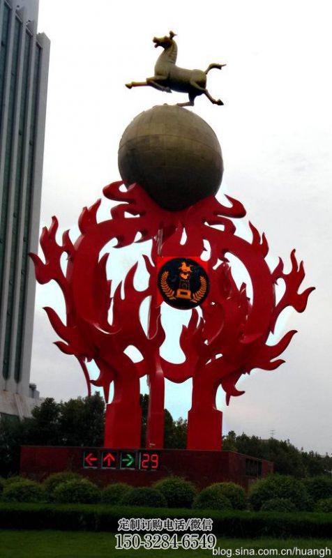 城市马踏飞燕雕塑 风景区彩绘雕塑 抽象摆件 城市马踏飞燕雕塑 风景区彩绘雕塑 抽象摆件