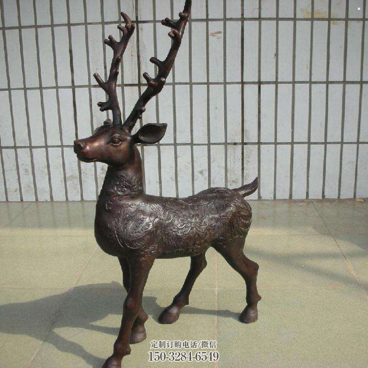 铜梅花鹿雕塑供给,街道标识,梅花鹿铜雕塑供应 铜梅花鹿雕塑供给,街道标识,梅花鹿铜雕塑供应