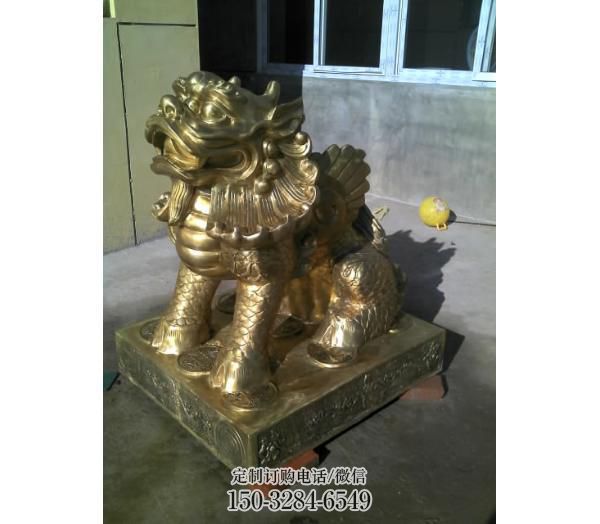 步行街貔貅雕塑,铸铜农耕雕塑,镂空方式 步行街貔貅雕塑,铸铜农耕雕塑,镂空方式